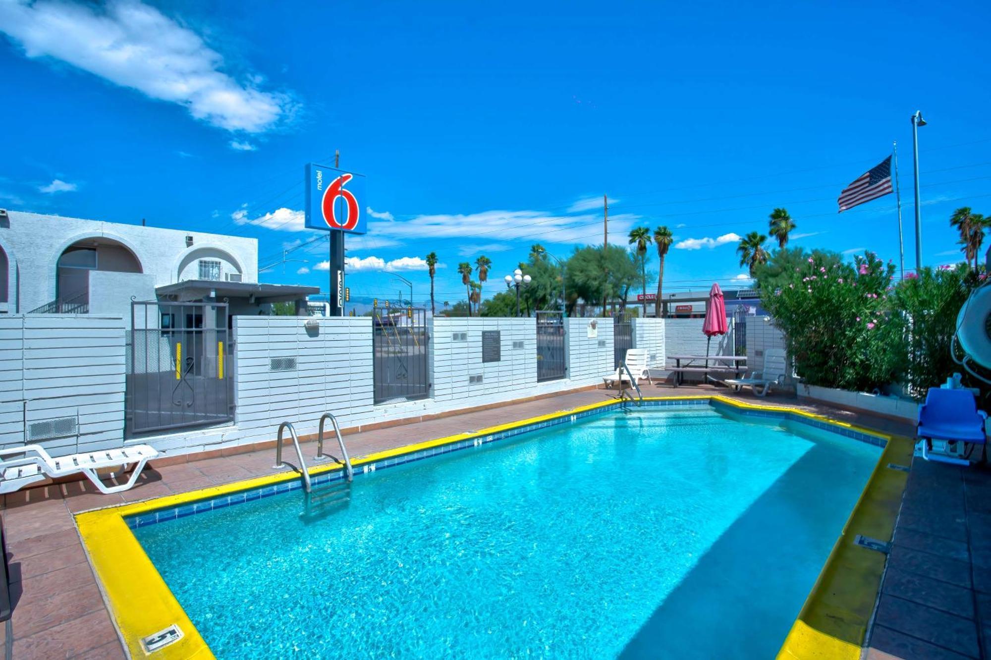 Motel 6 Tucson, Az - East Williams Center Ngoại thất bức ảnh